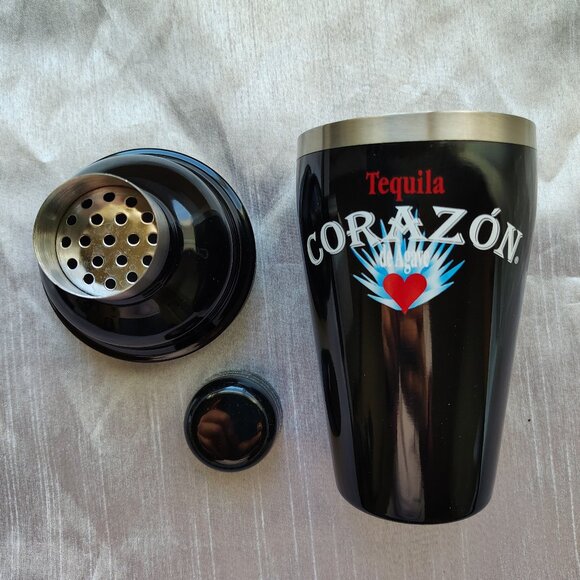 Corazon Tequila De Agave Metal Cocktail Shaker - Picture 1 of 4